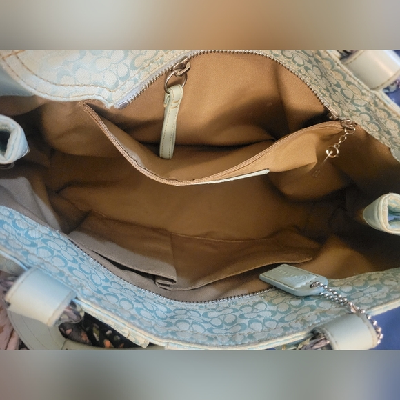 Purse - Picture 4 of 5